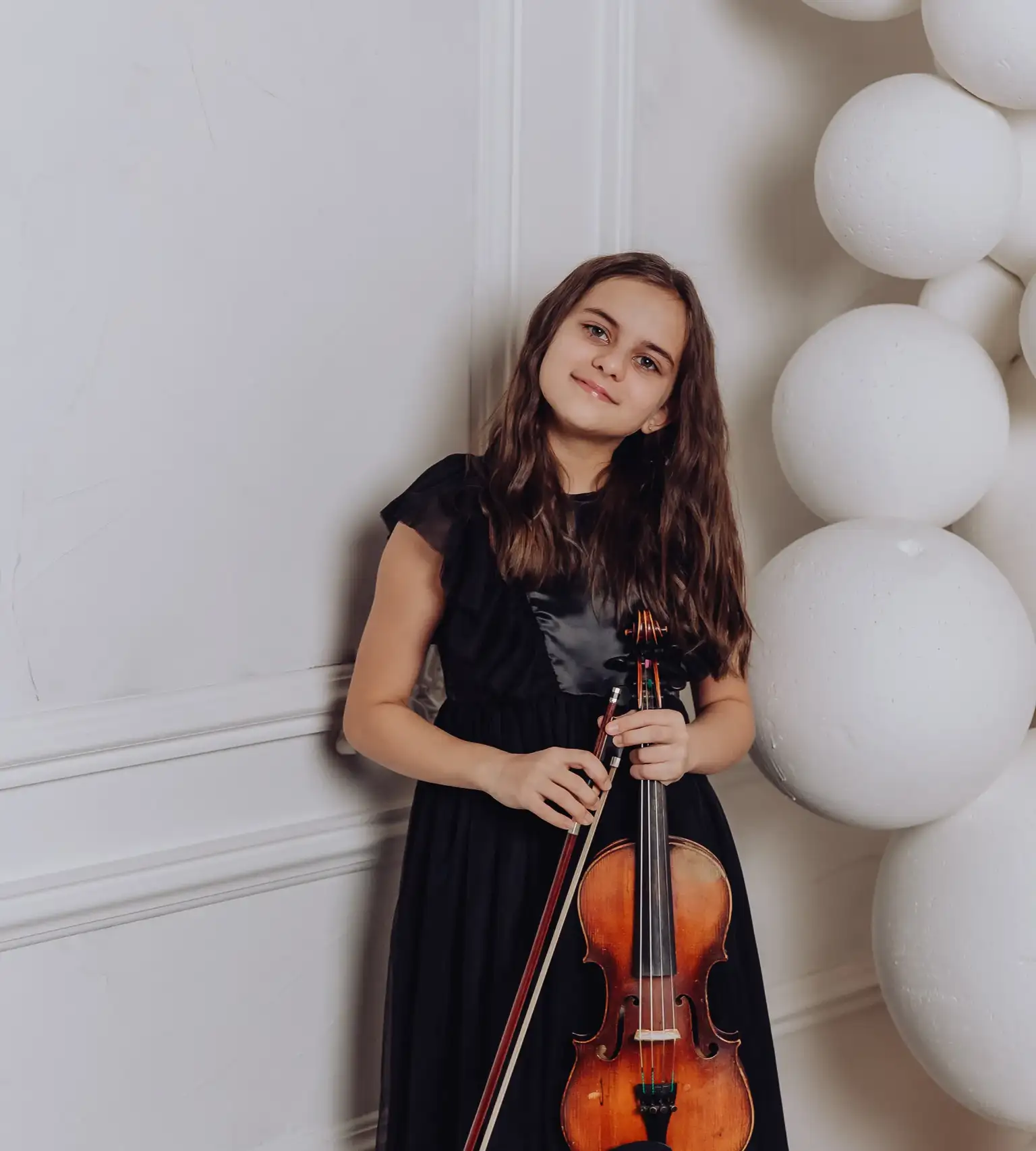 Лауреат международных конкурсов Эмилия Жуковская