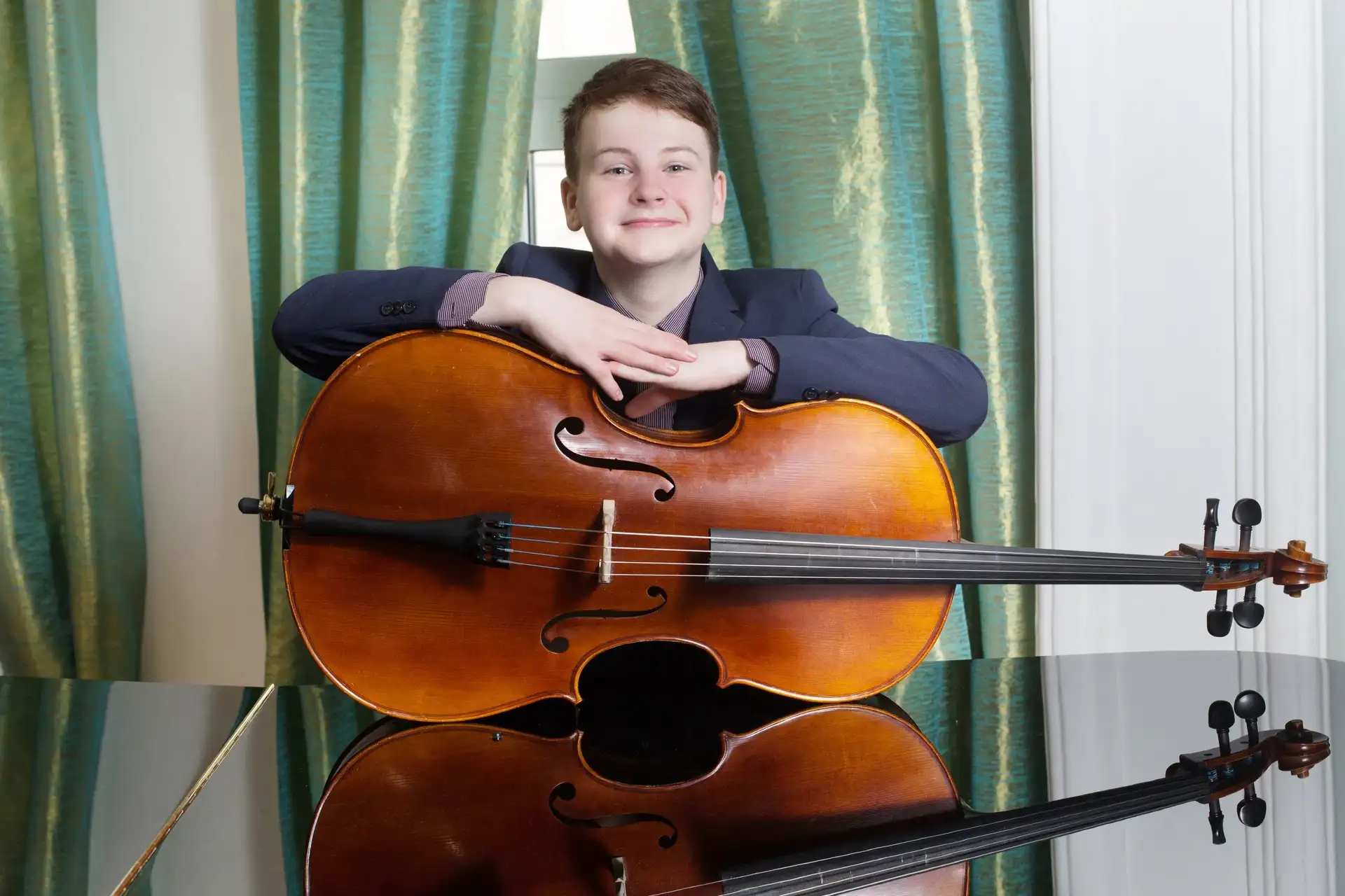 Михаил Богов (виолончель, Красноярск)