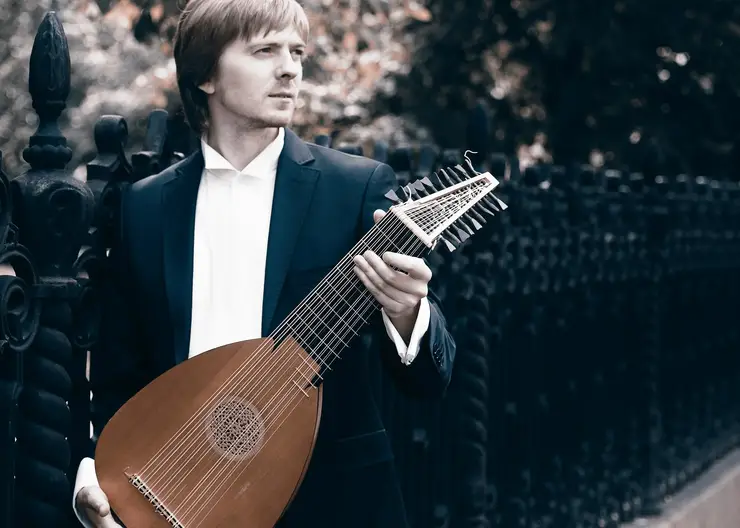 Константин Щеников-Архаров (лютня, теорба, Россия)
